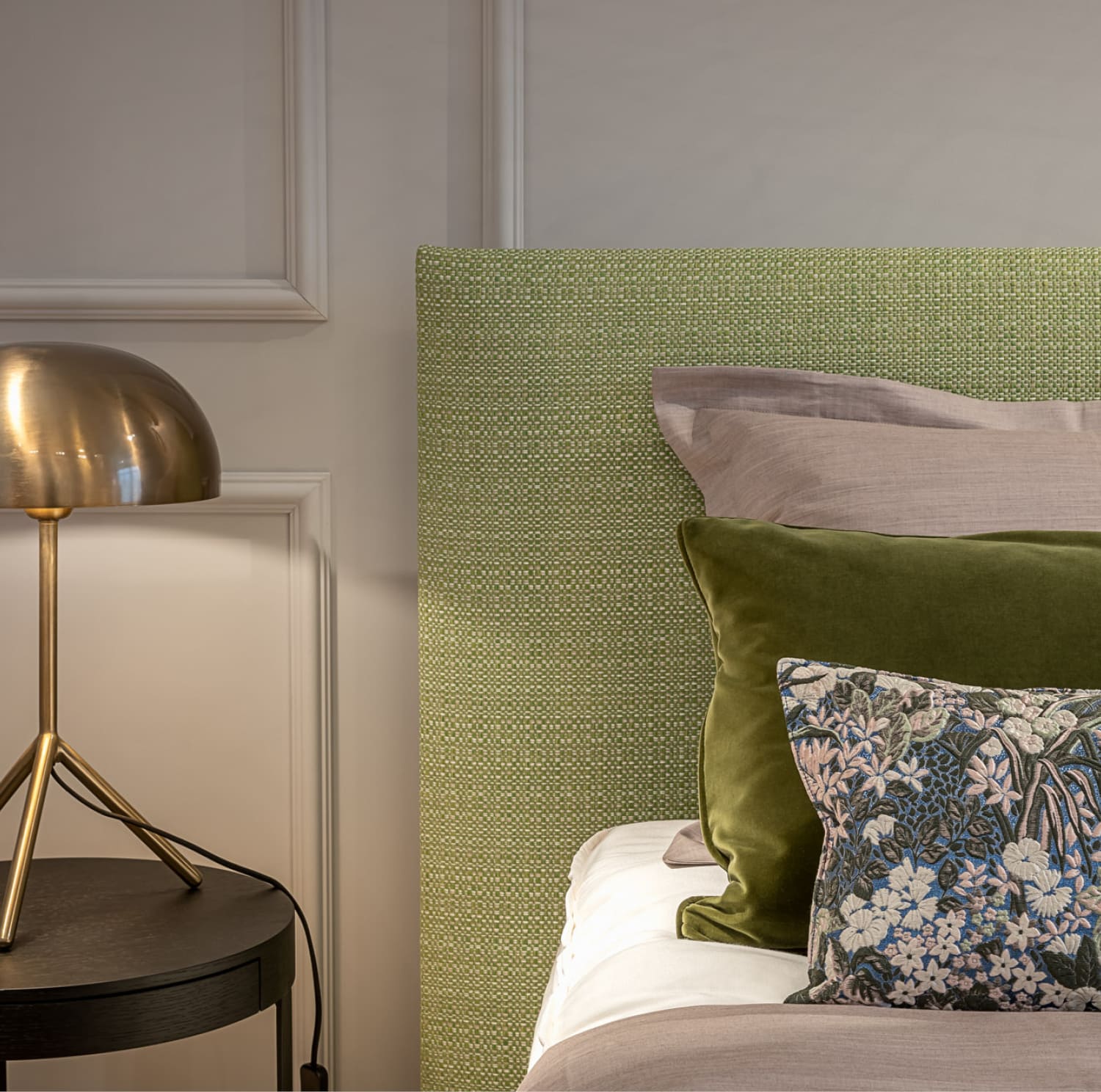 Victoire headboard